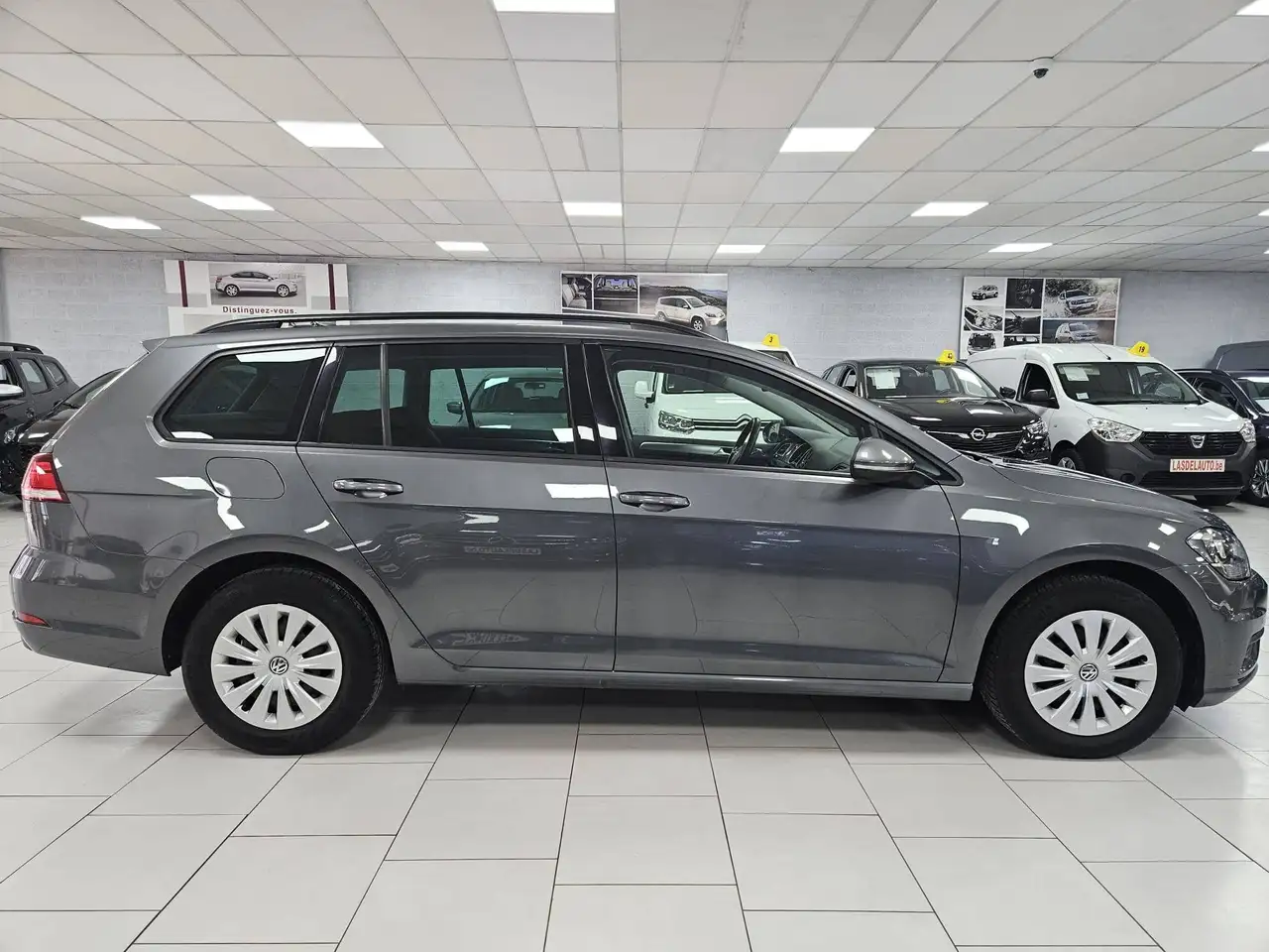 Volkswagen Golf Variant - 5