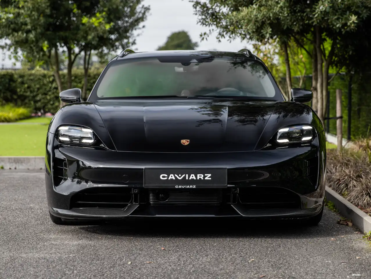 Porsche Taycan - 4