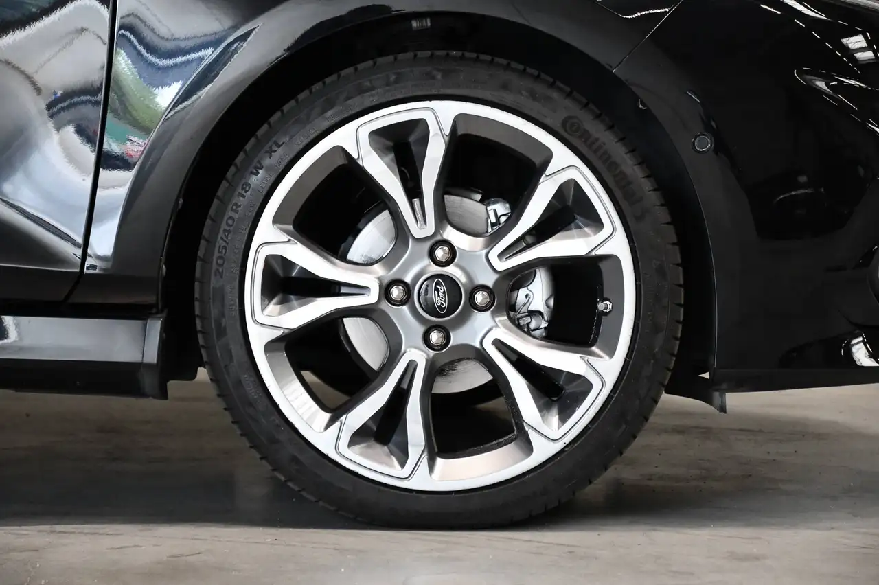 Ford Fiesta - 12