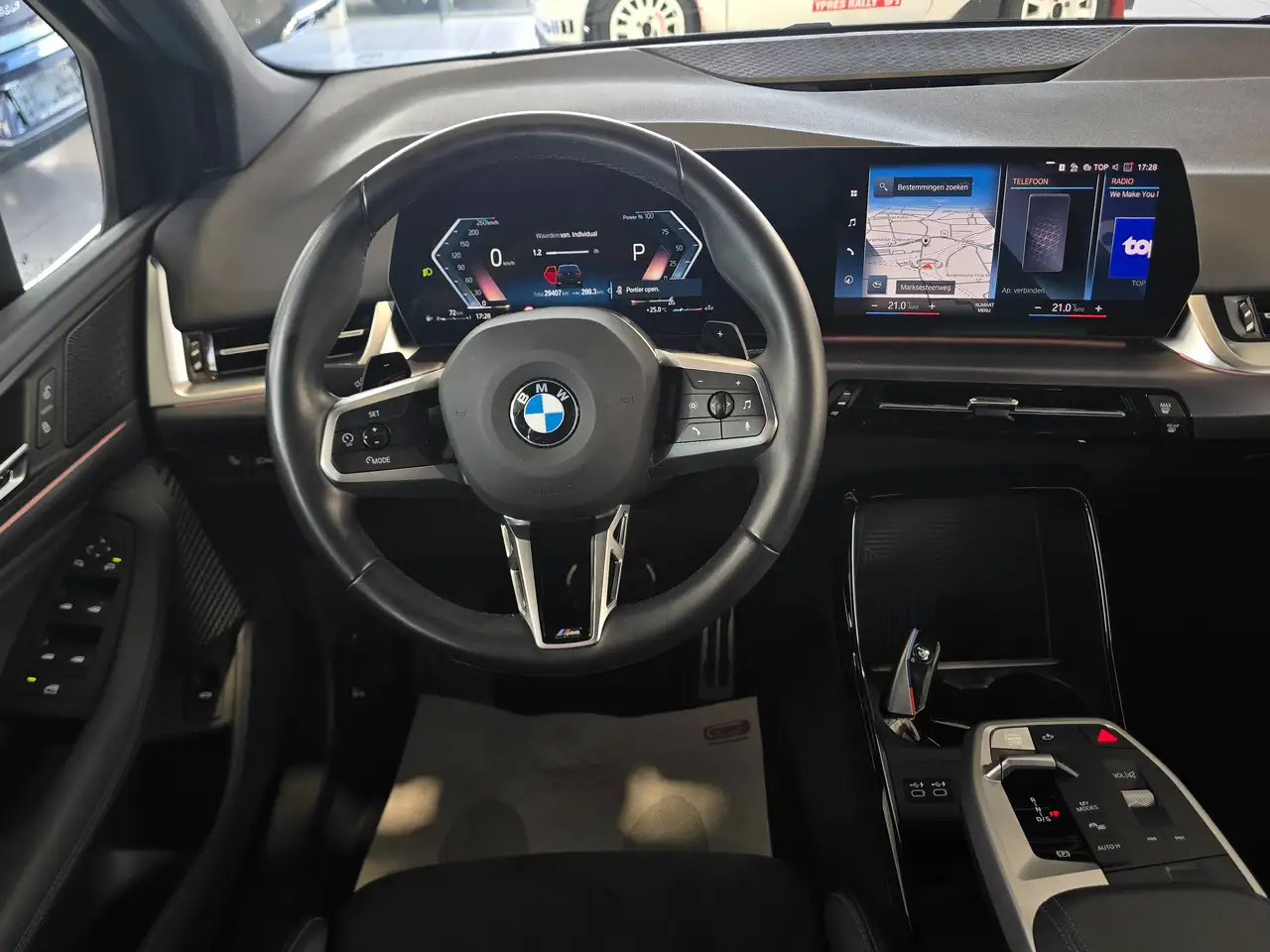BMW 218 - 12