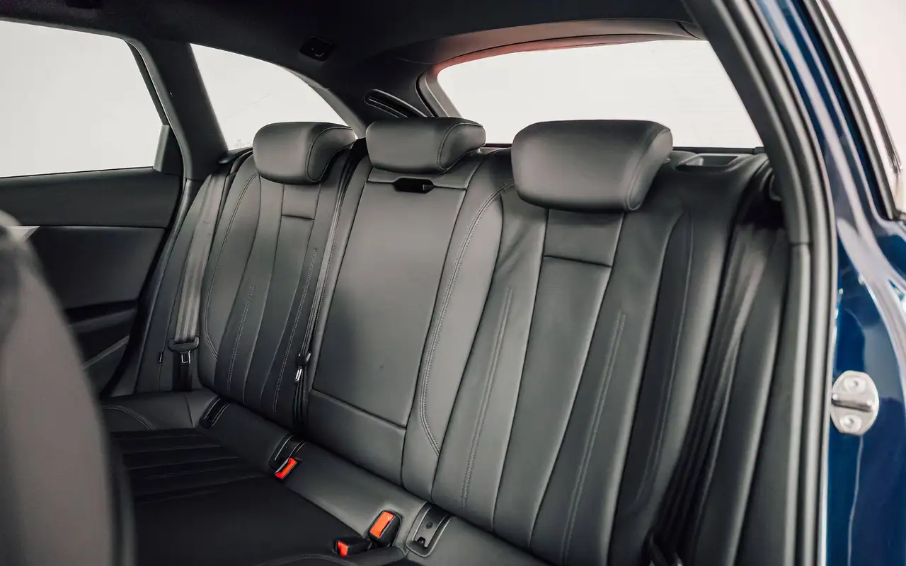 Audi A4 - 9