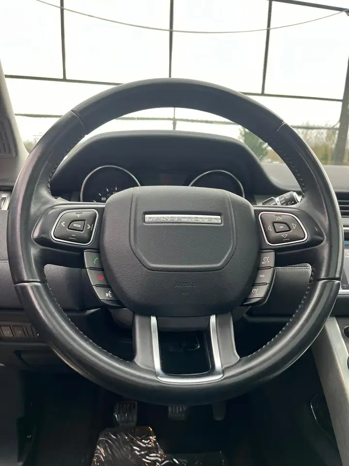 Land Rover Range Rover Evoque - 7