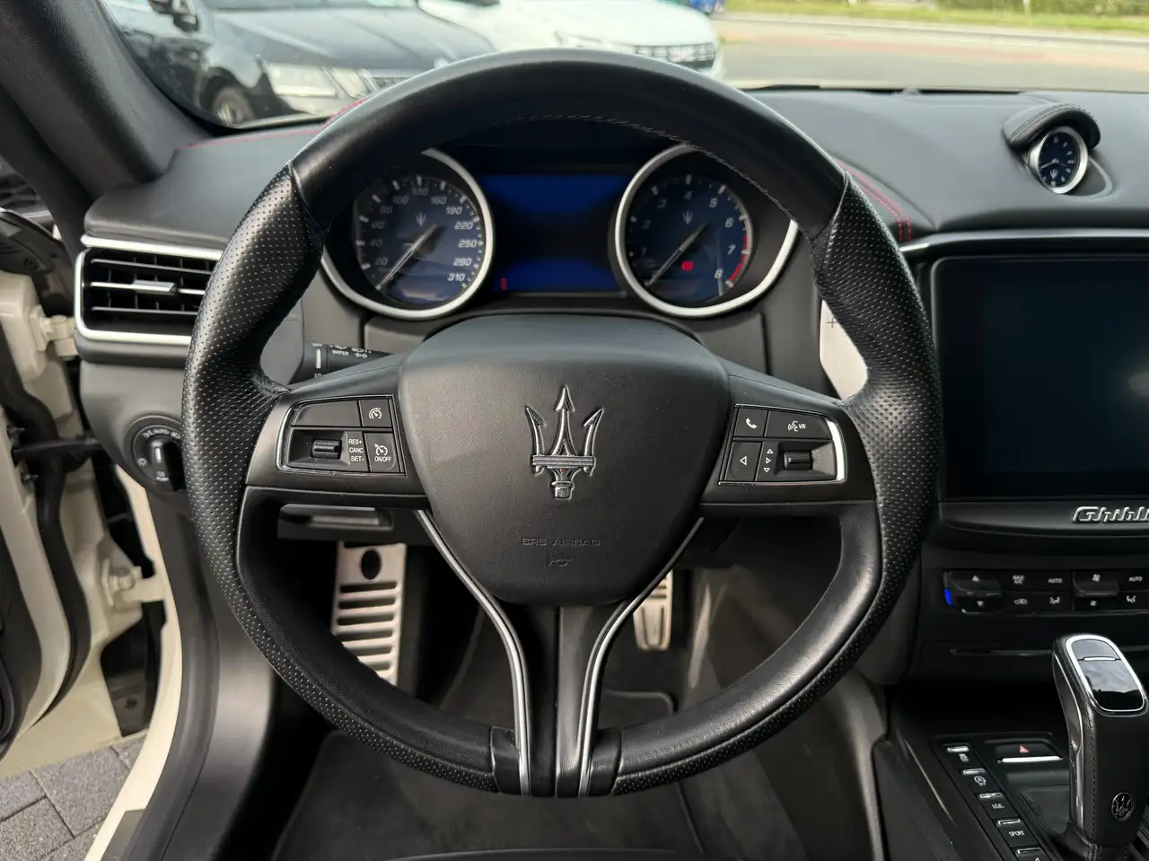 Maserati Ghibli - 9