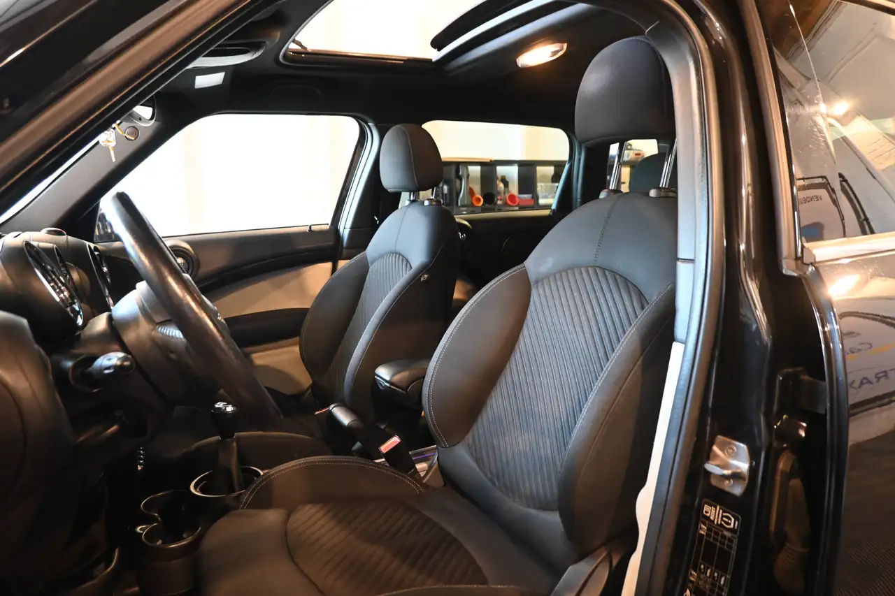 MINI Cooper D Countryman - 11