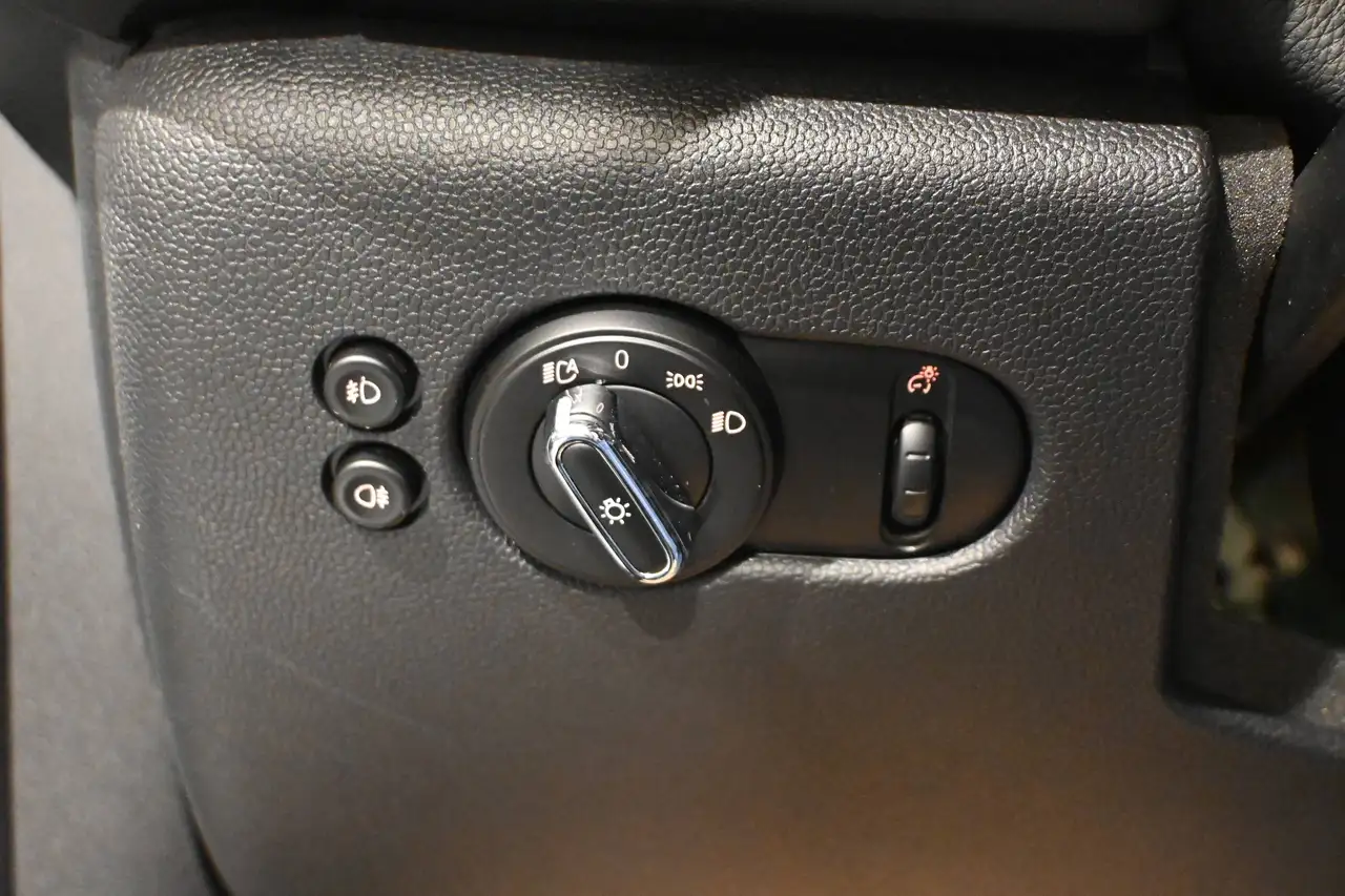 MINI Cooper SE - 9