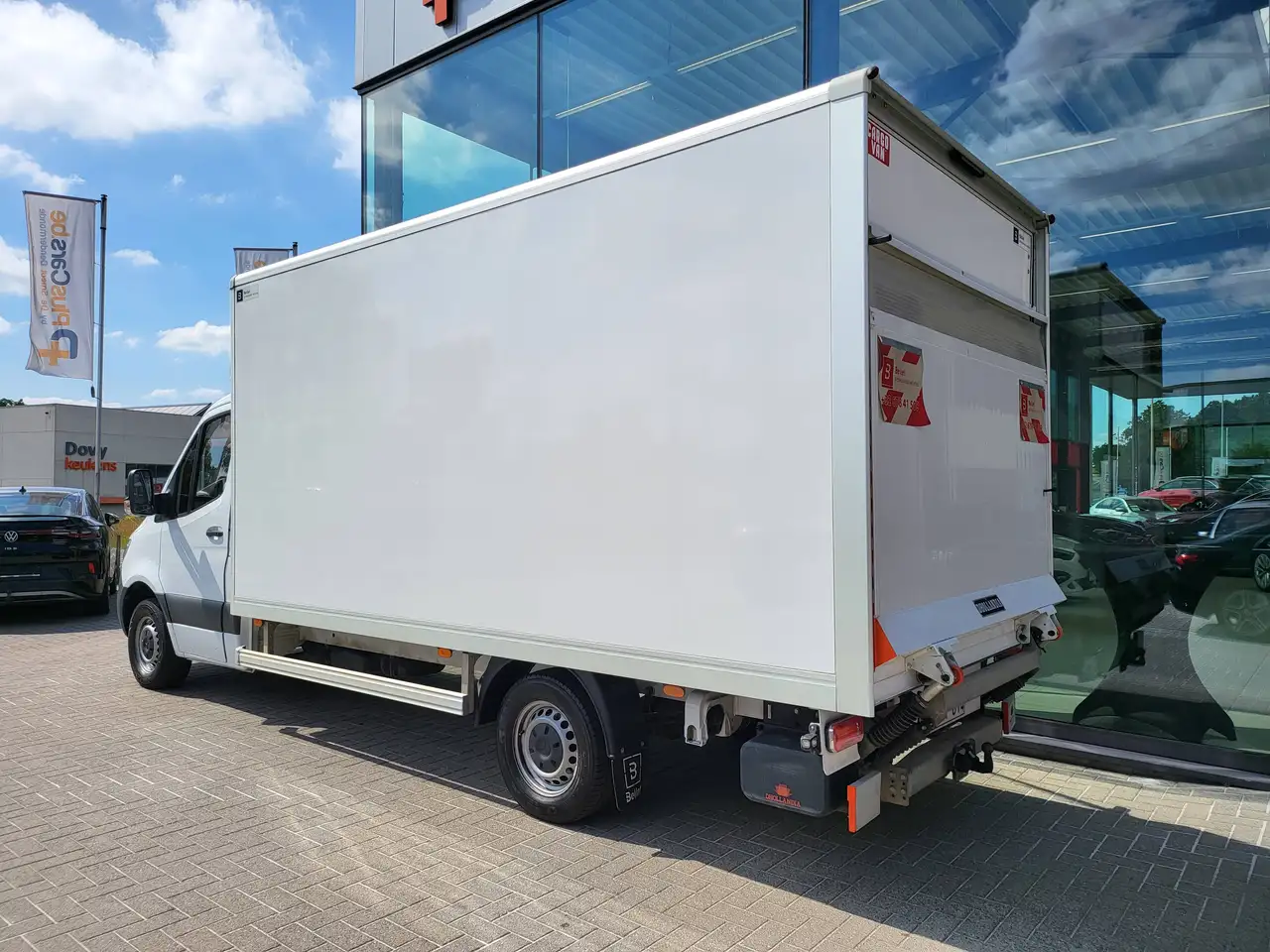Mercedes-Benz Sprinter - 4