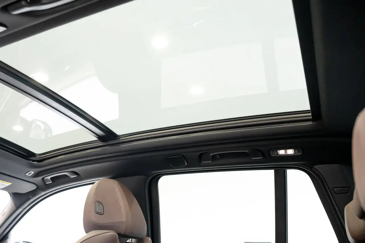 BMW iX3 - 5