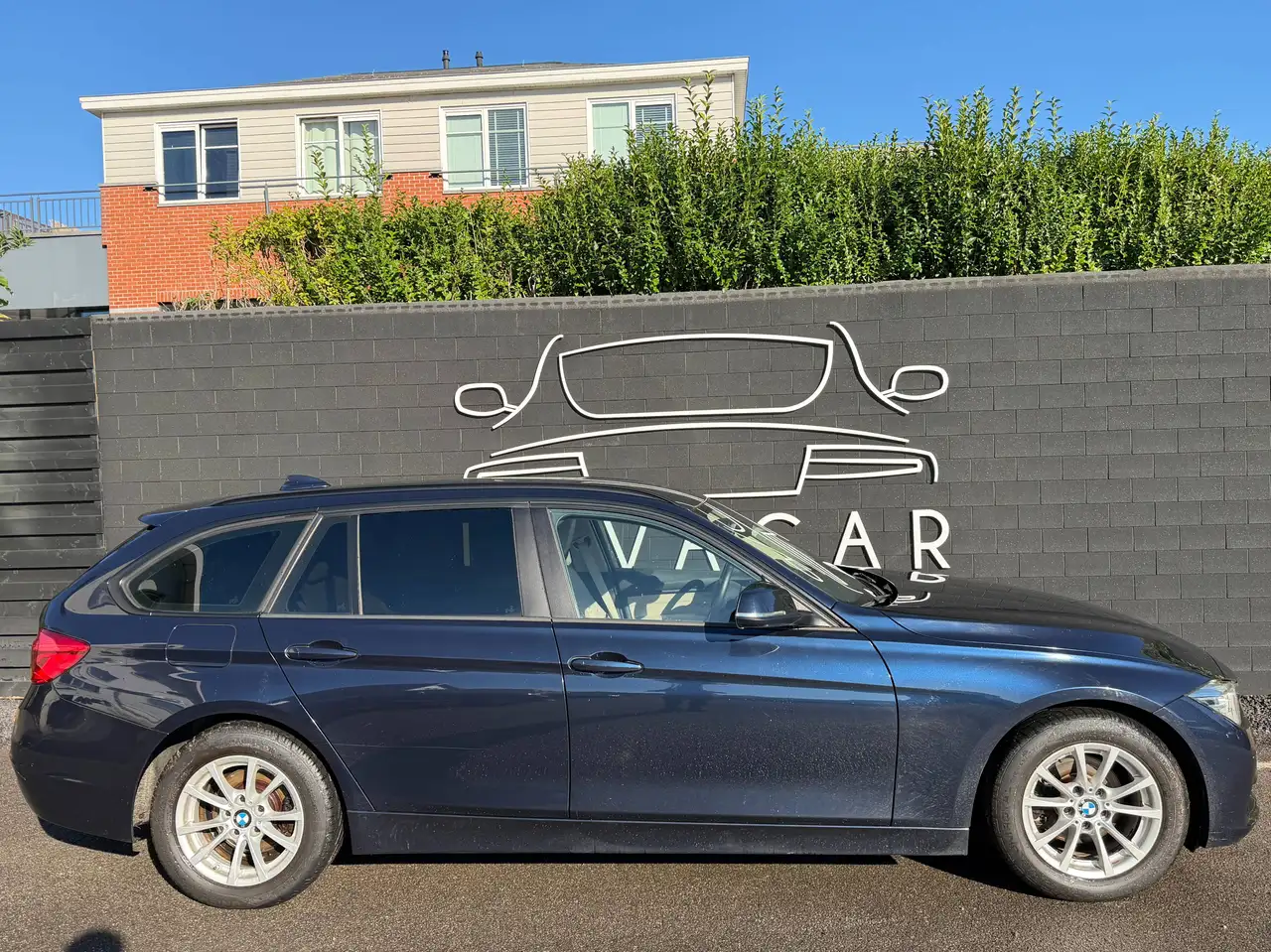 BMW 318 - 8