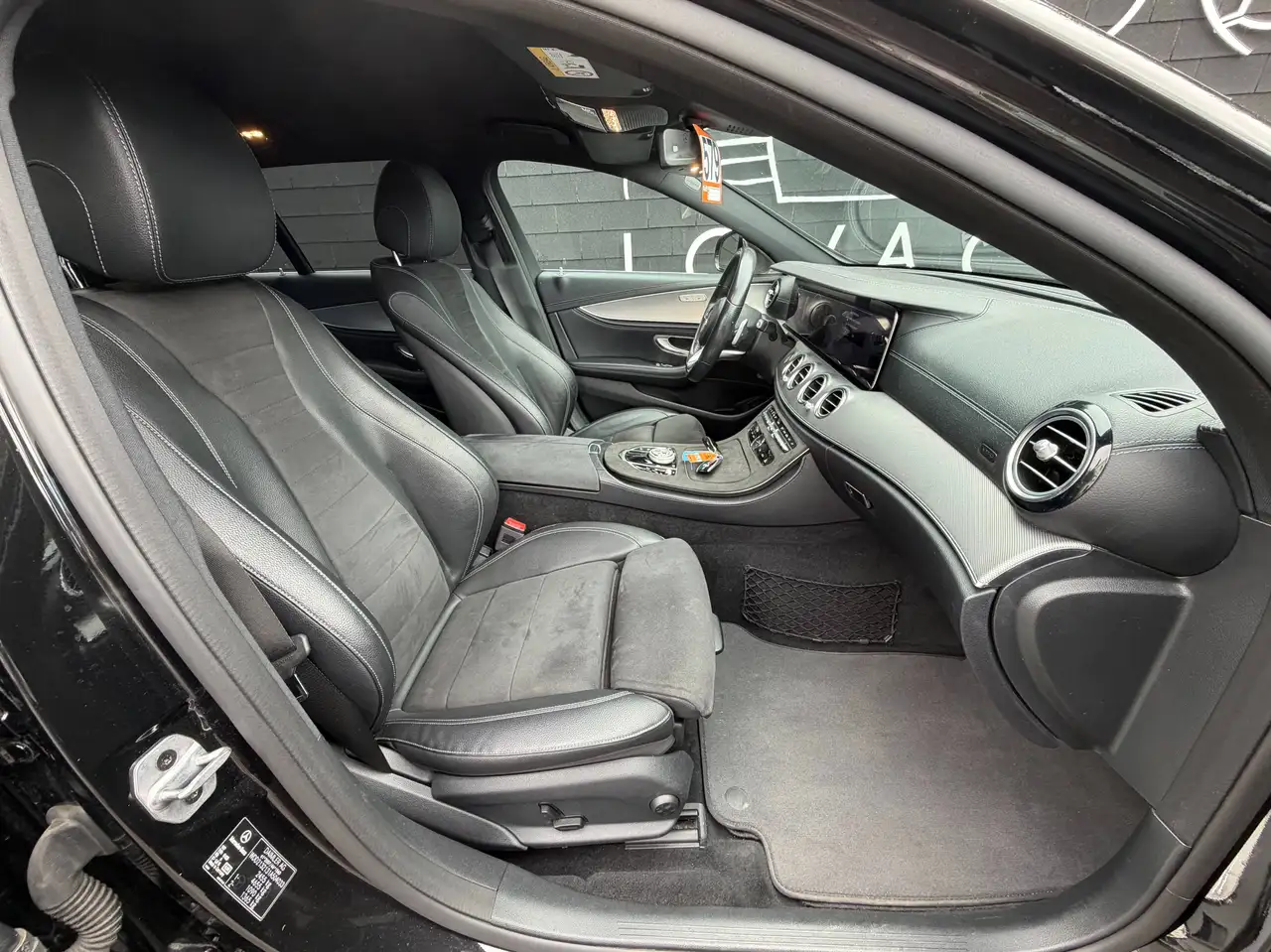 Mercedes-Benz E 200 - 8