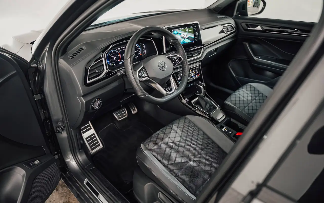 Volkswagen T-Roc - 11