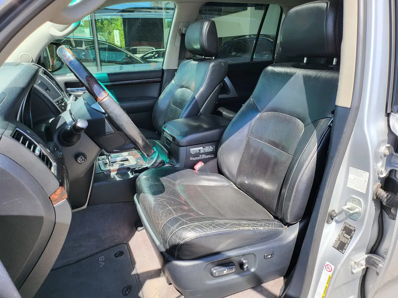 Toyota Land Cruiser - 11