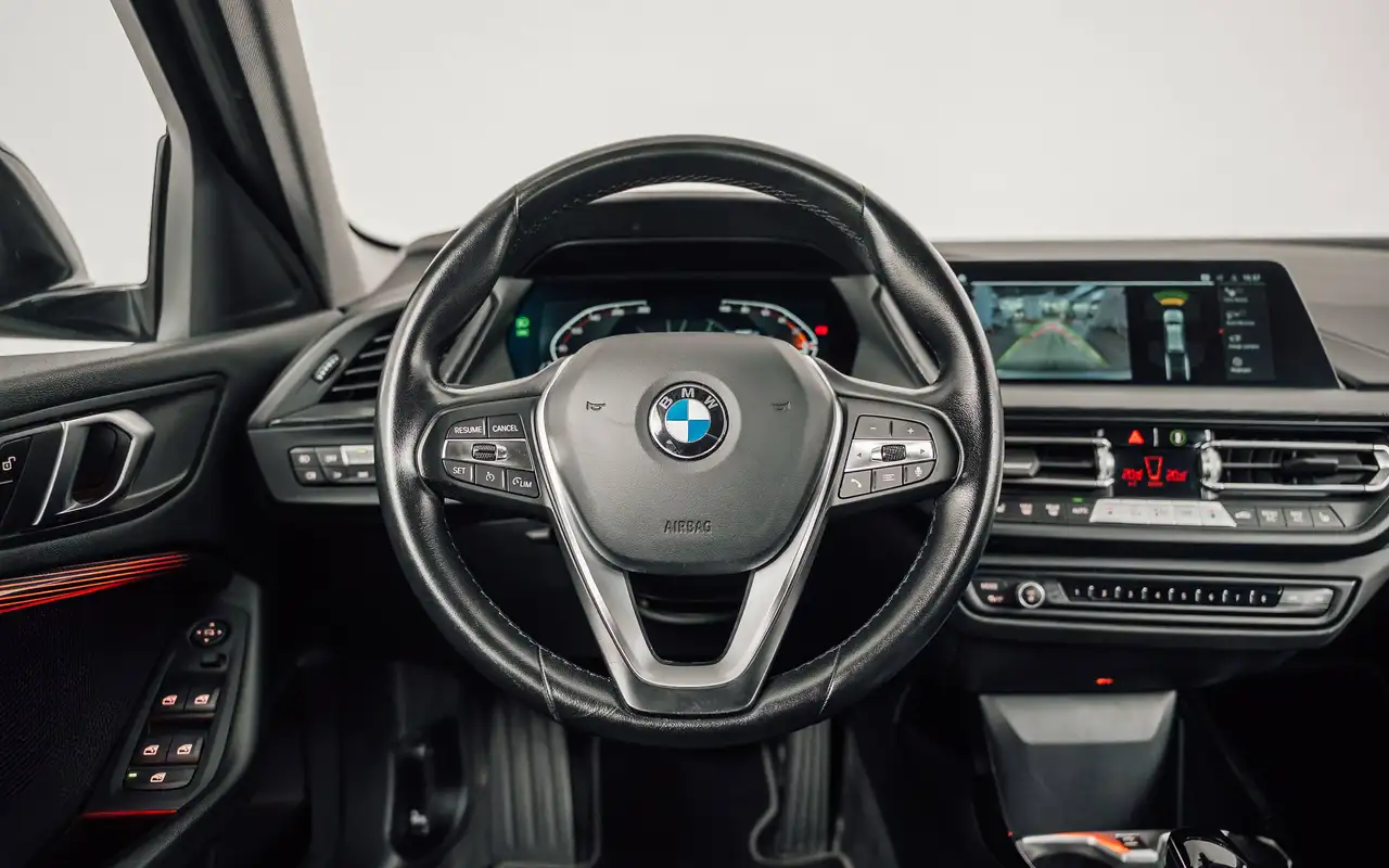 BMW 118 - 11
