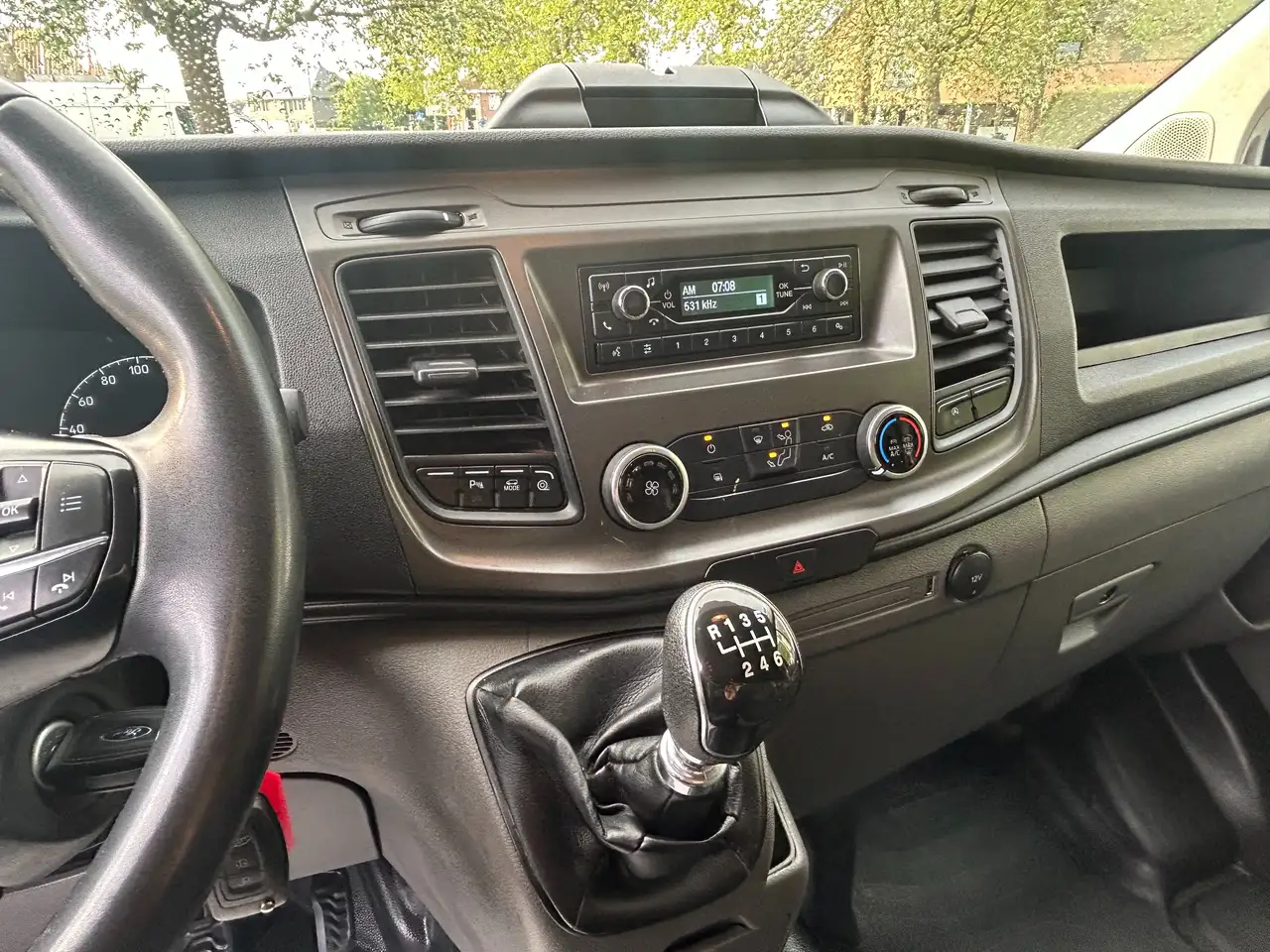Ford Transit Custom - 10
