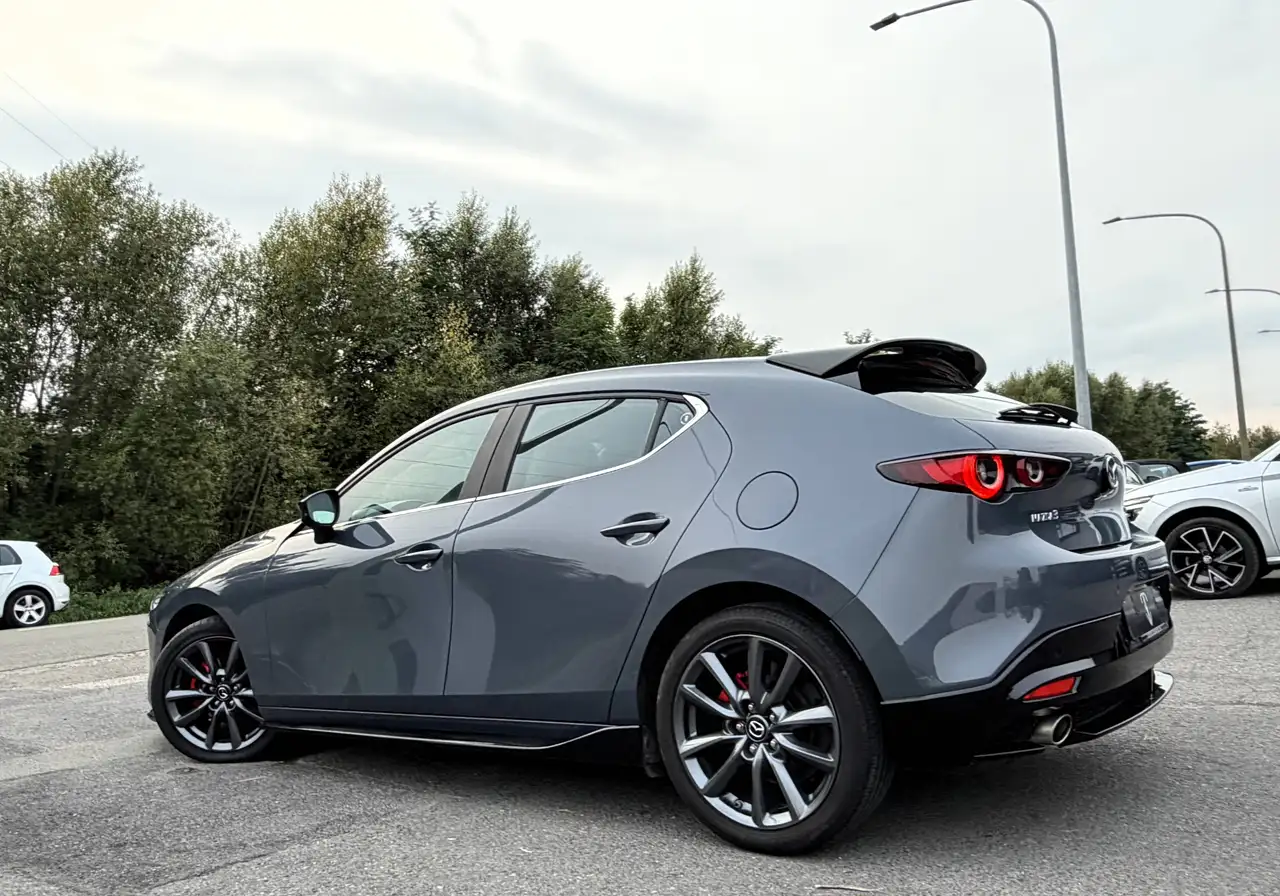 Mazda 3 - 6