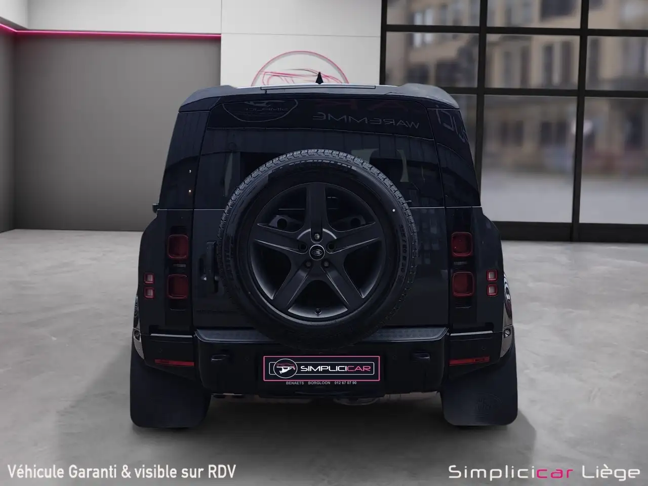 Land Rover Defender - 6
