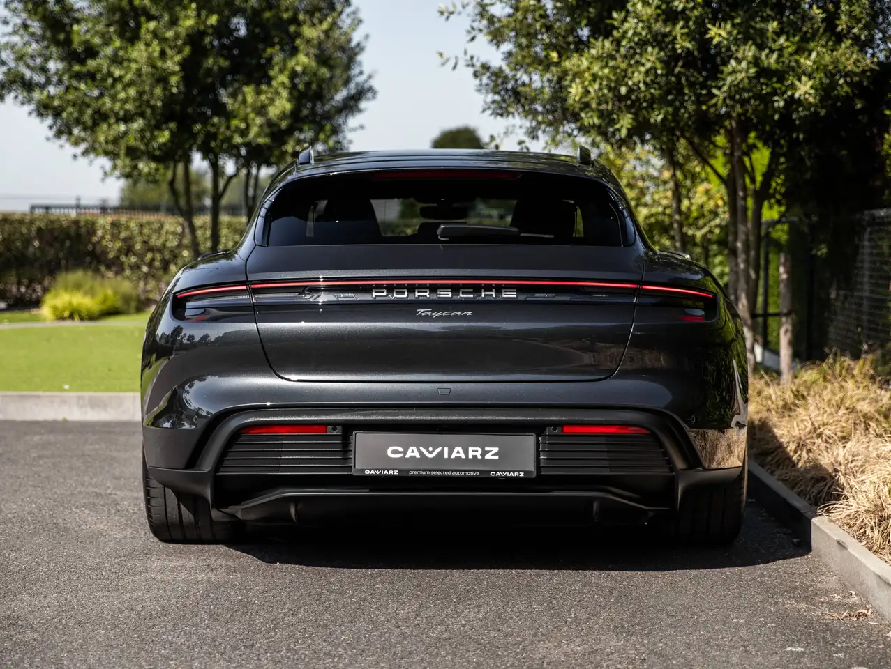 Porsche Taycan - 5