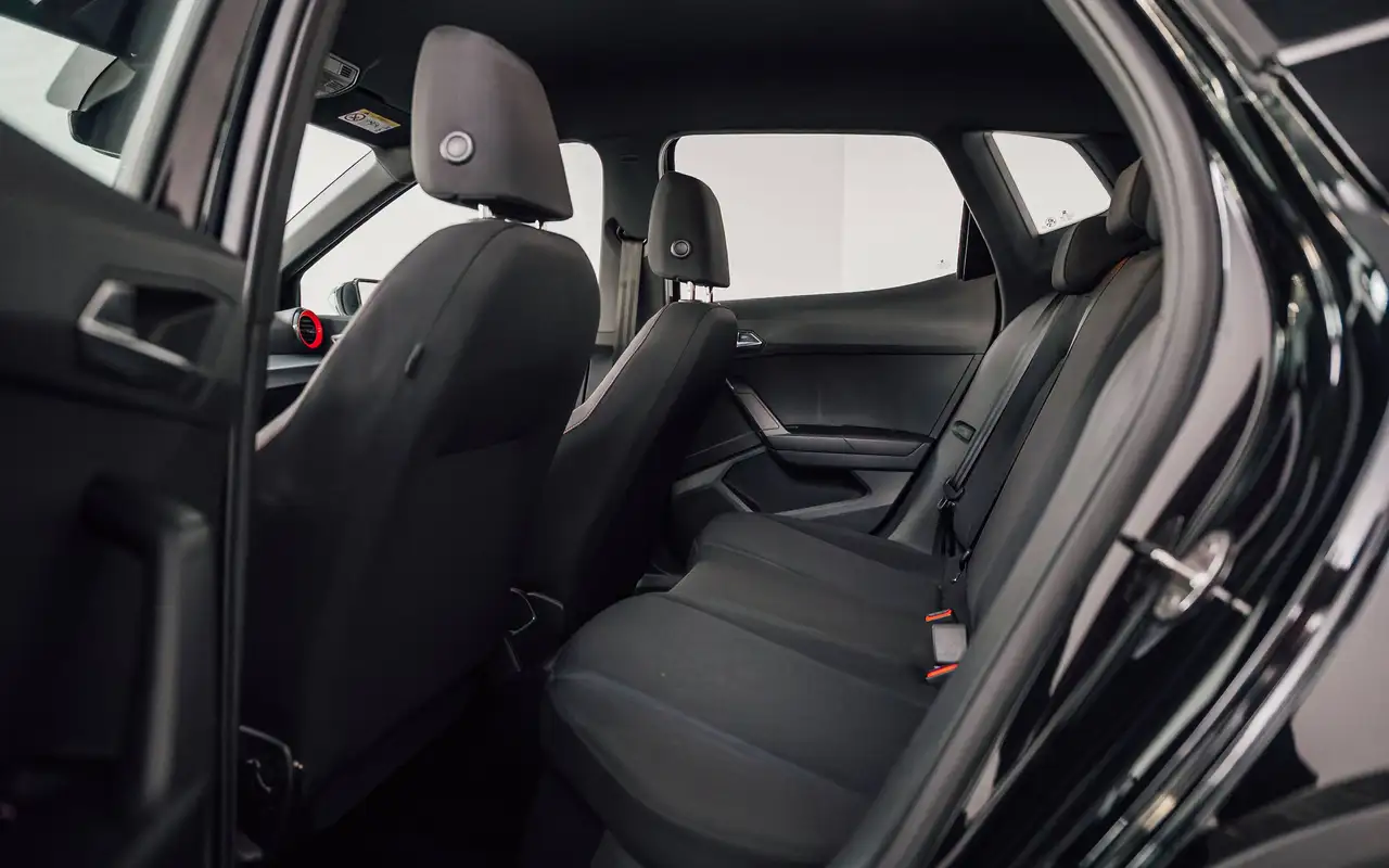 SEAT Arona - 10