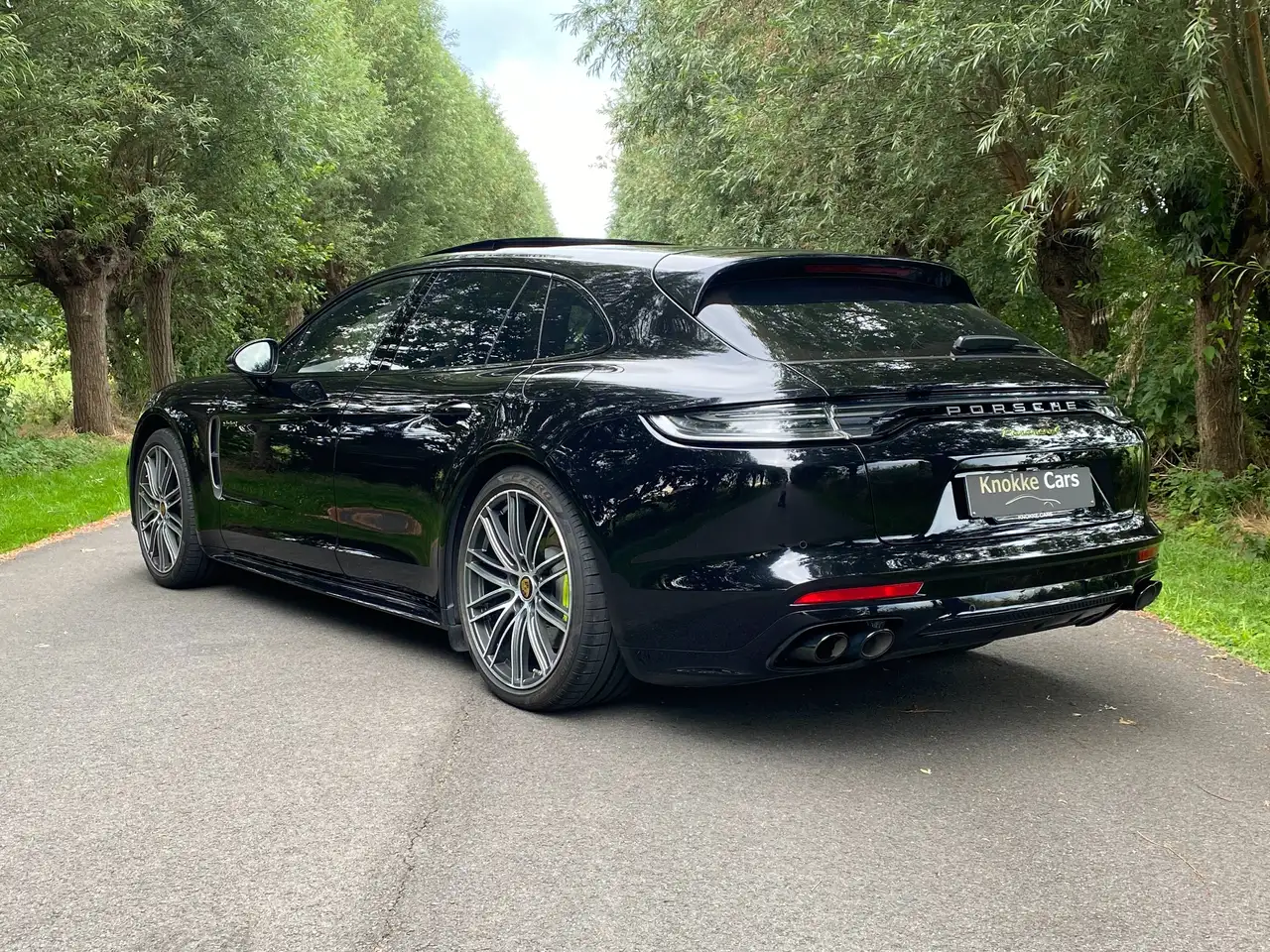 Porsche Panamera - 3