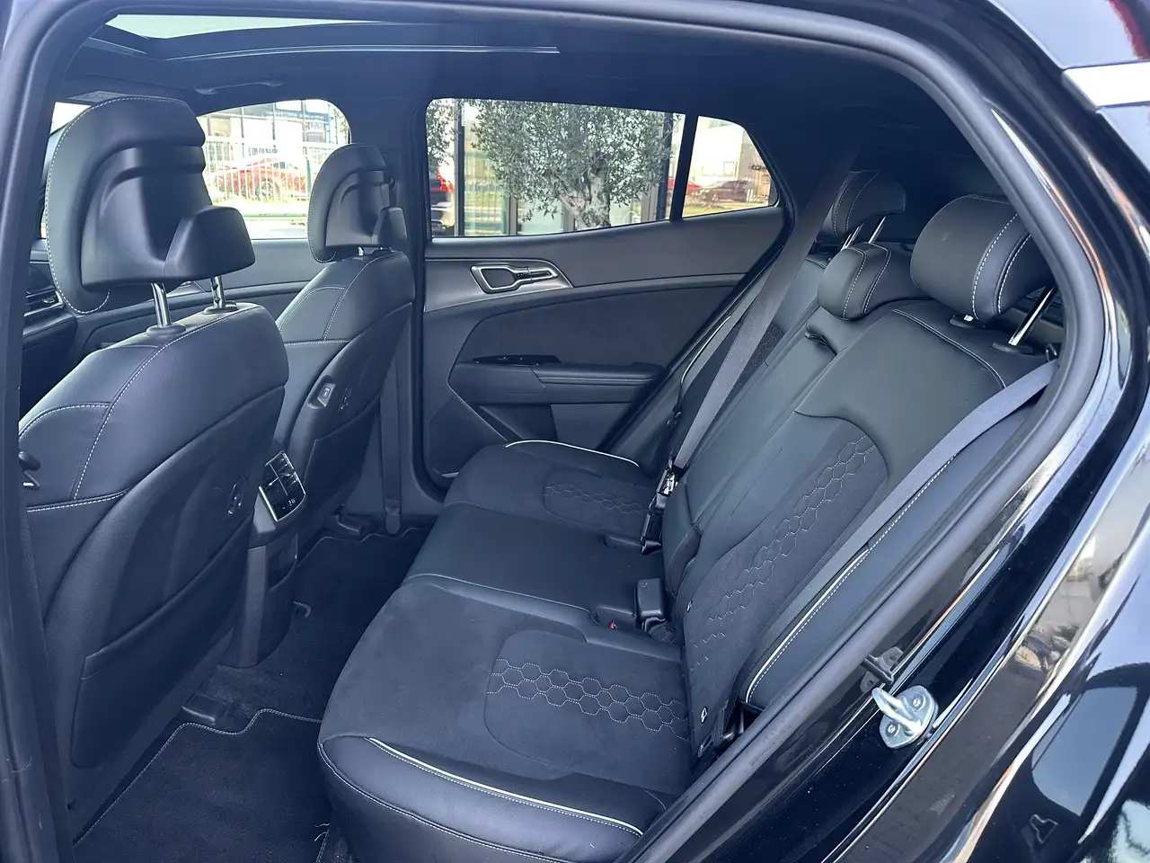 Kia Sportage - 10