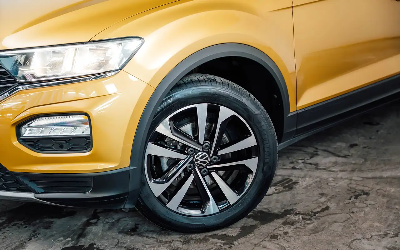 Volkswagen T-Roc - 6