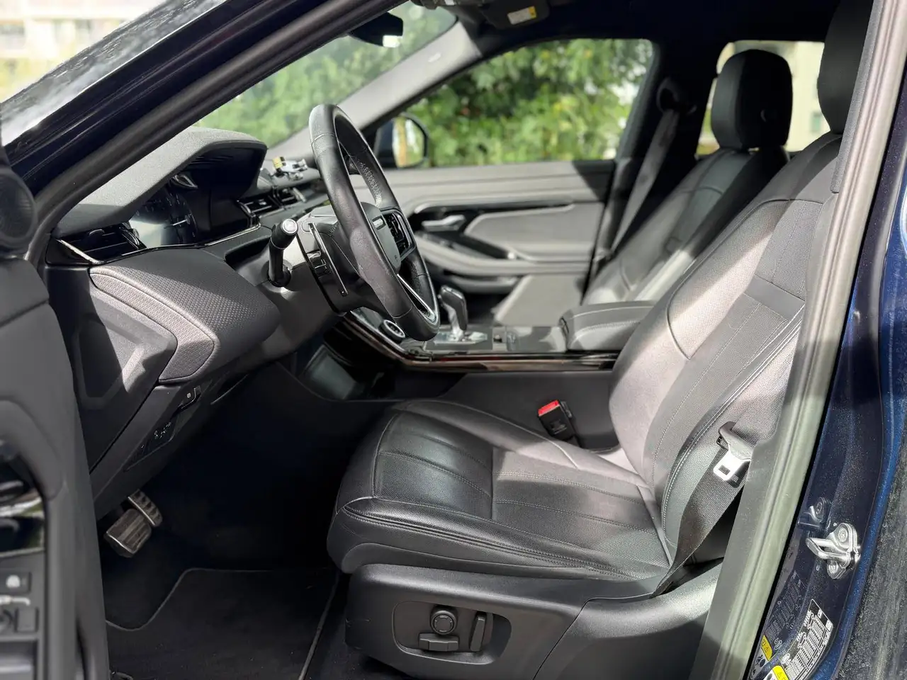 Land Rover Range Rover Evoque - 11