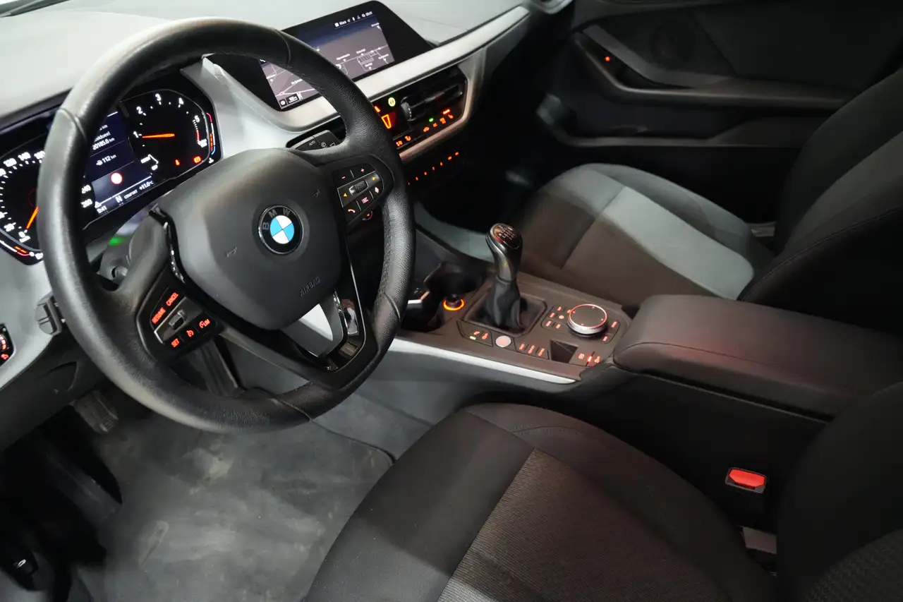 BMW 116 - 8