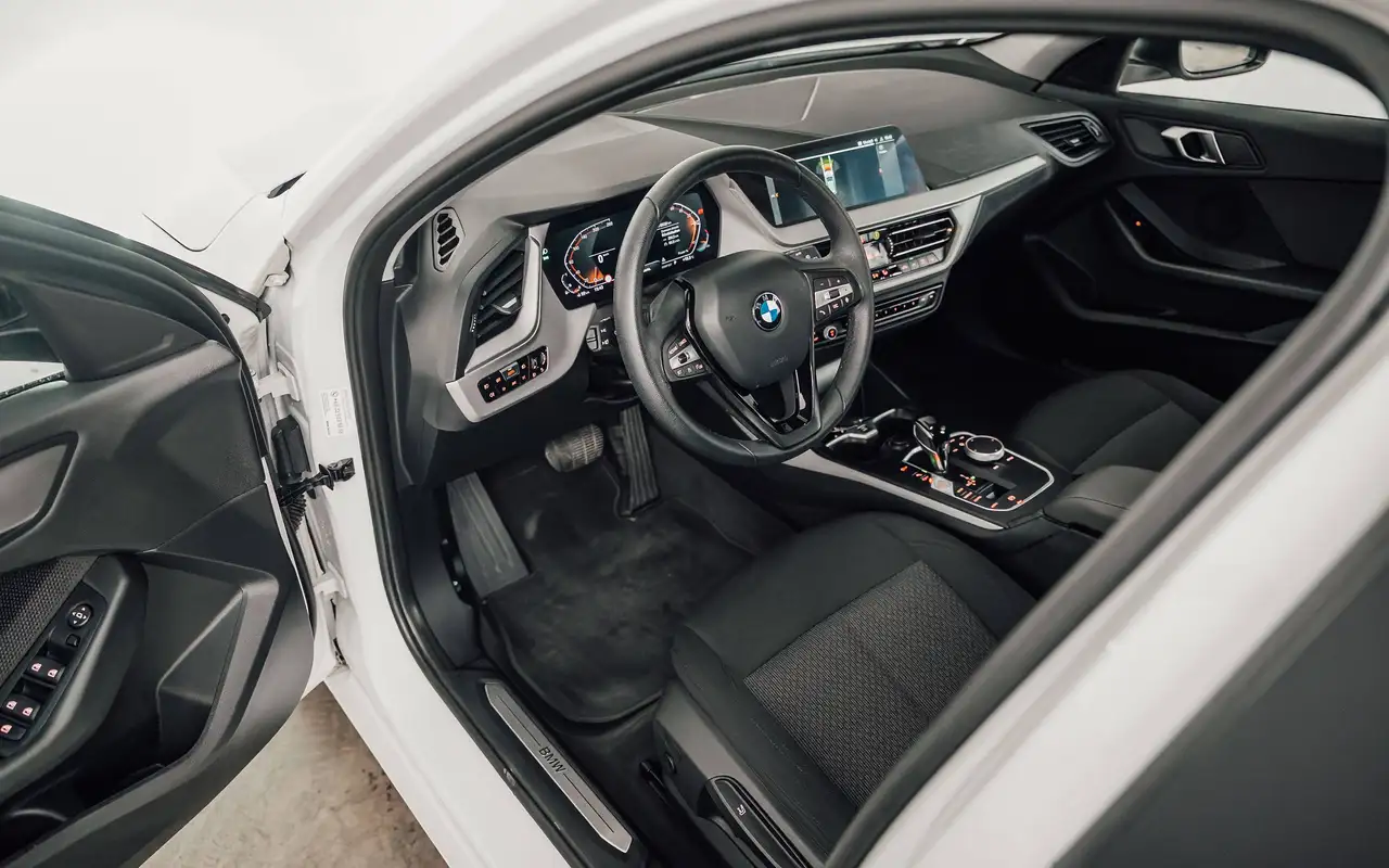 BMW 118 - 11