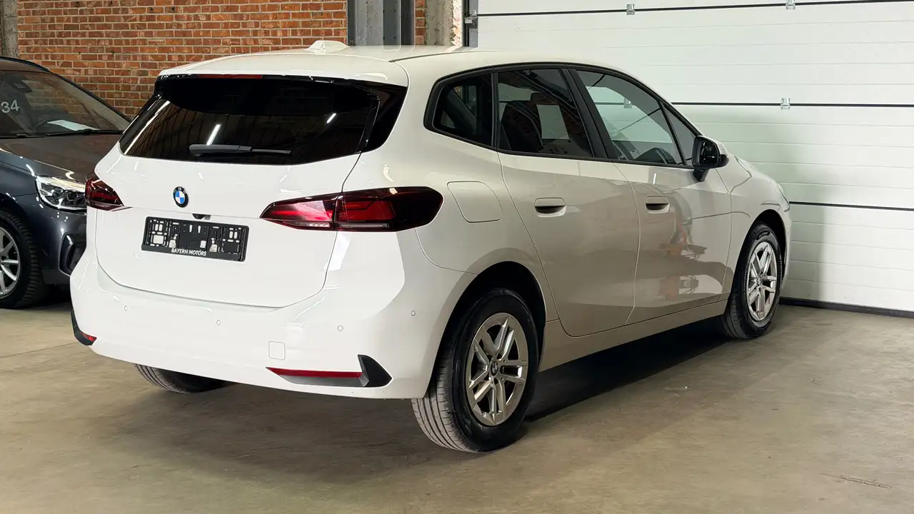 BMW 218 - 2