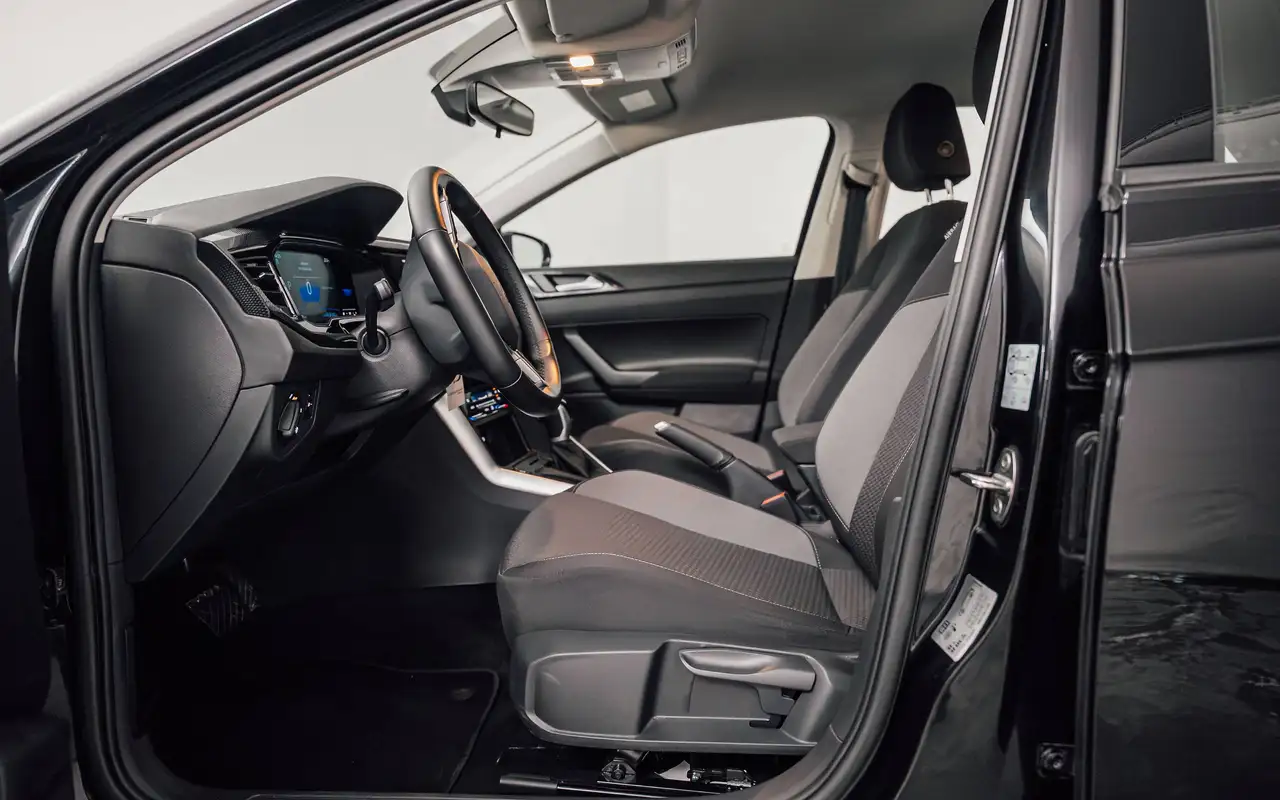 Volkswagen Polo - 11