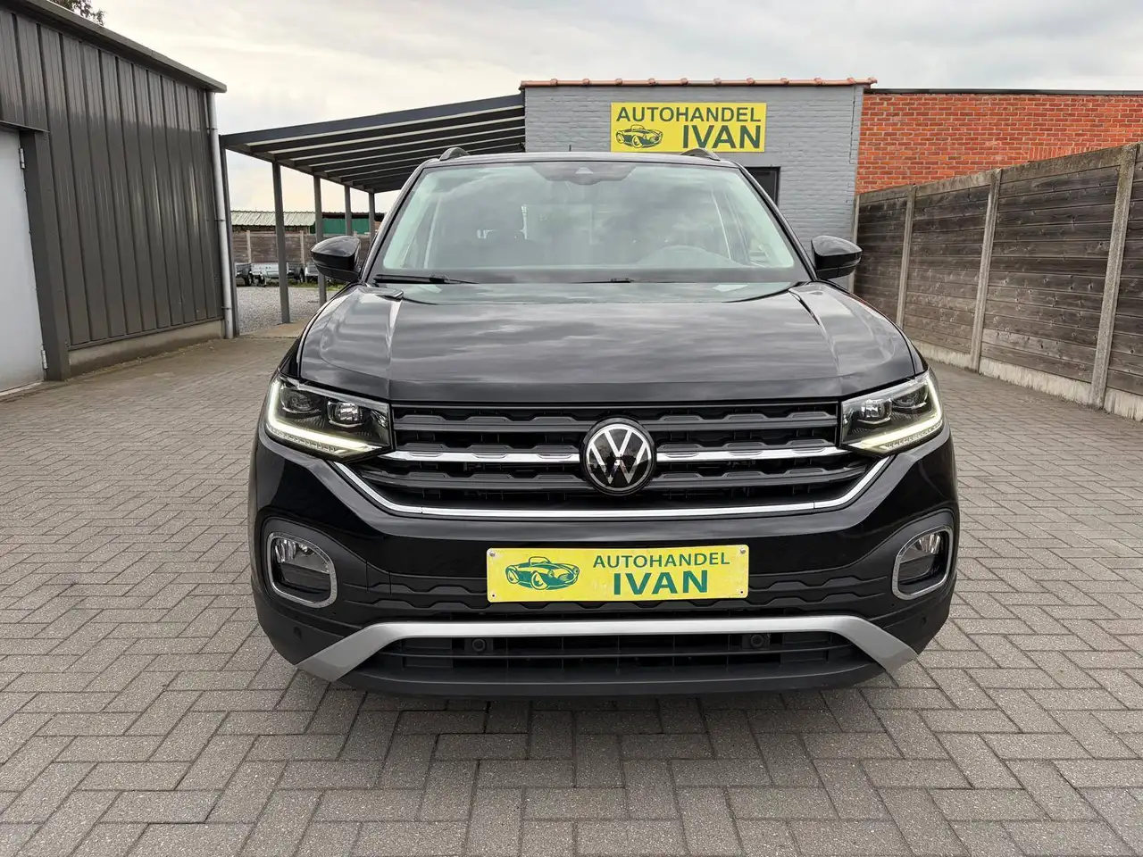 Volkswagen T-Cross - 2