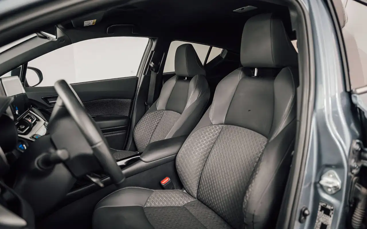 Toyota C-HR - 9