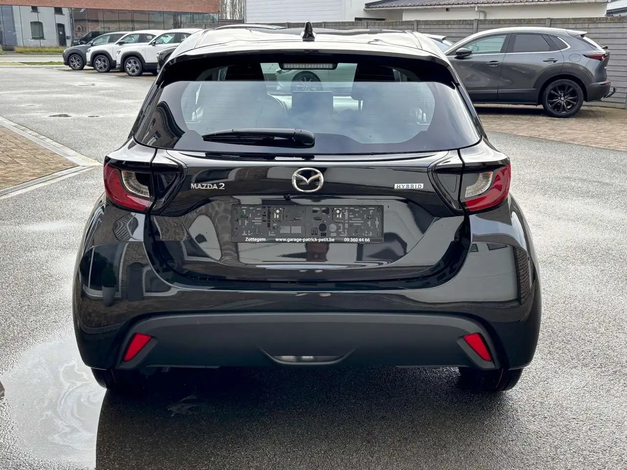 Mazda 2 - 5