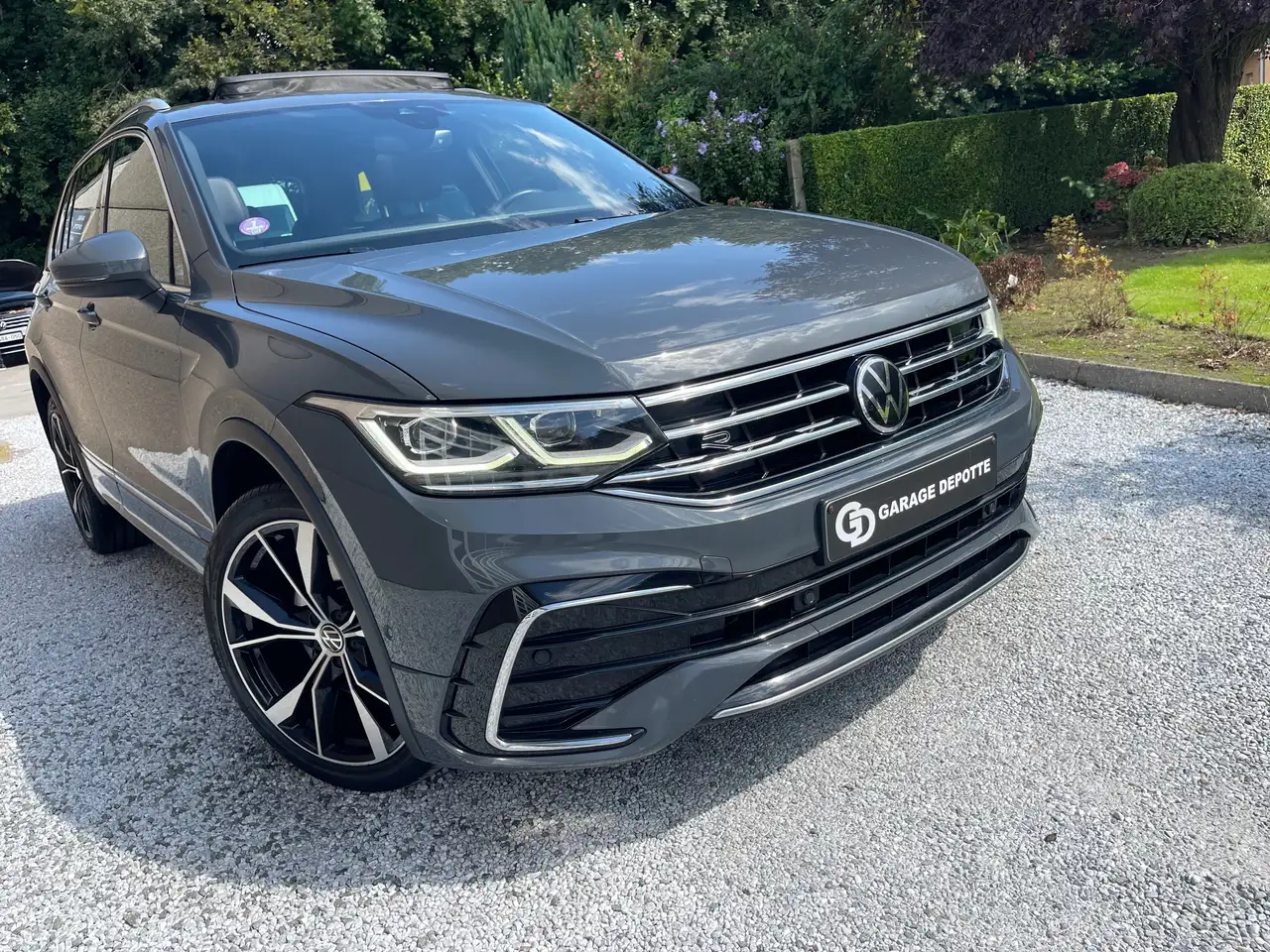 Volkswagen Tiguan - 9
