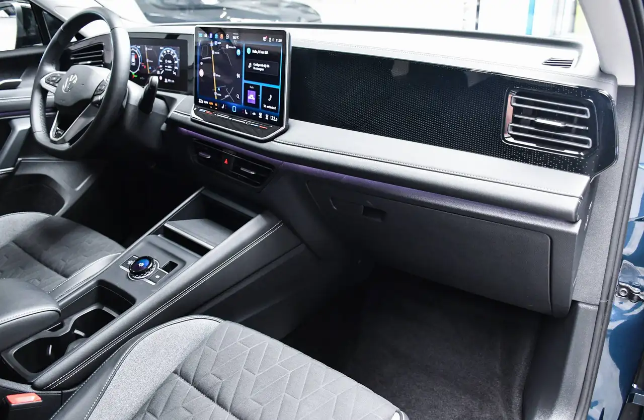Volkswagen Tiguan - 7