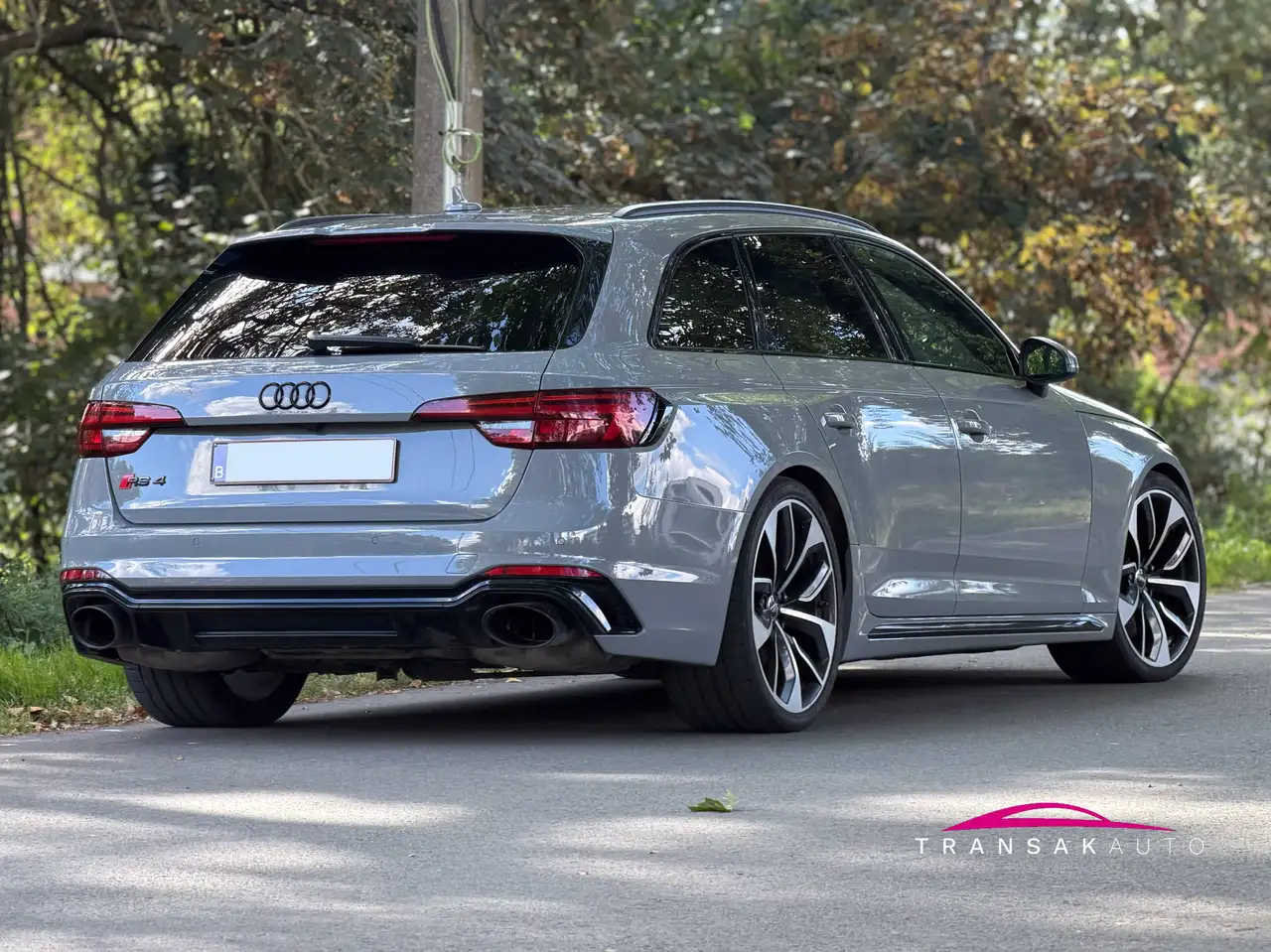 Audi RS4 - 4