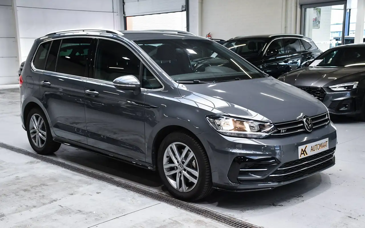 Volkswagen Touran - 2