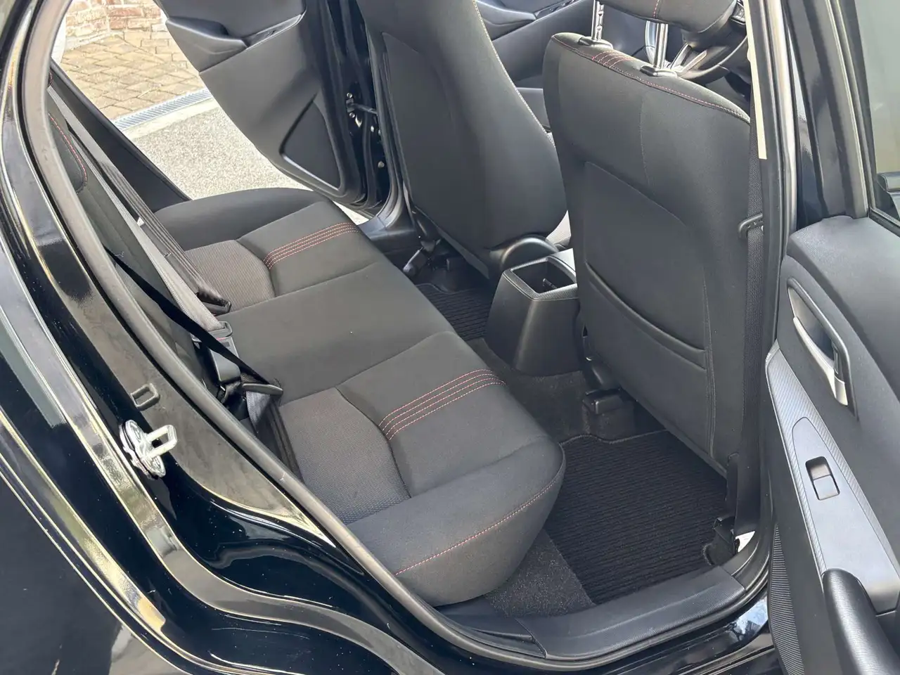 Mazda 2 - 8