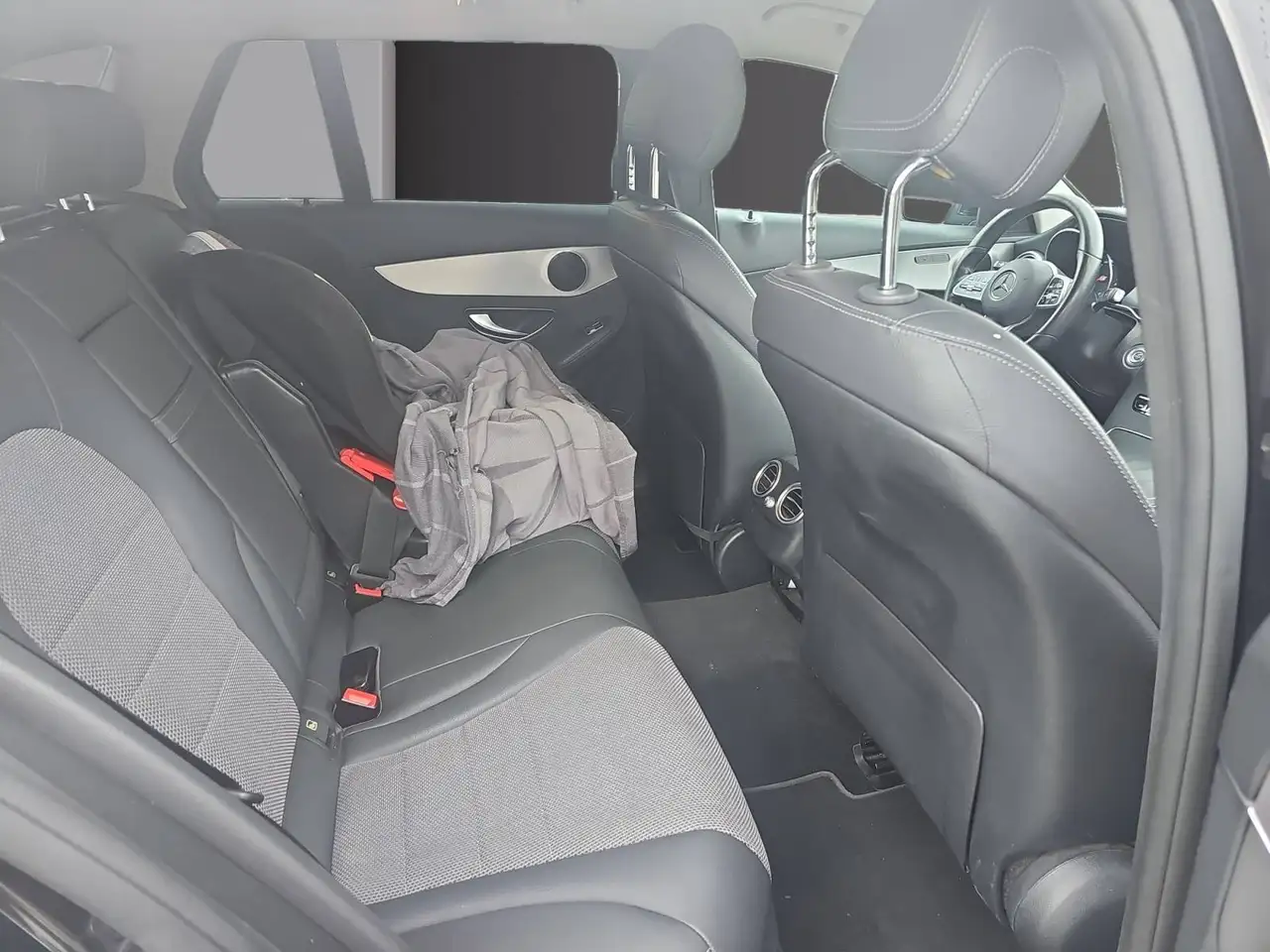Mercedes-Benz C 200 - 10