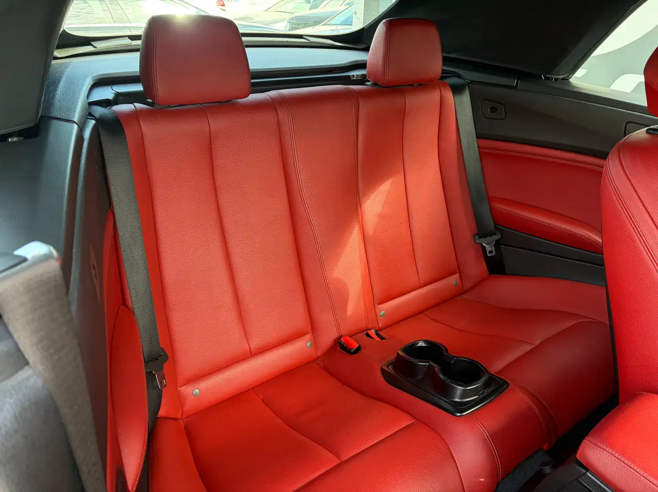 BMW 218 - 10