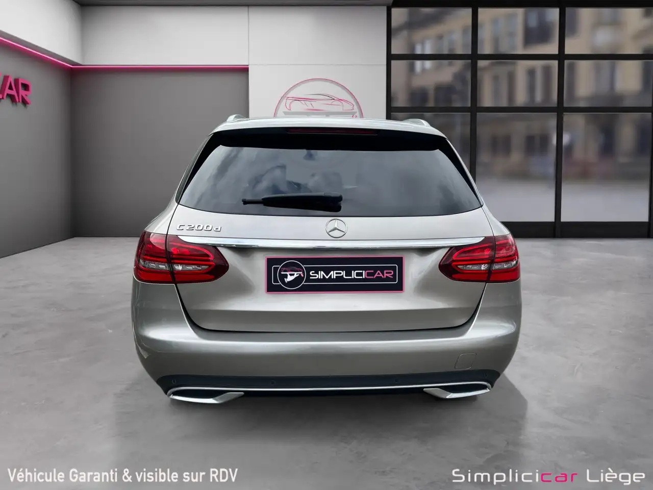 Mercedes-Benz C 200 - 6