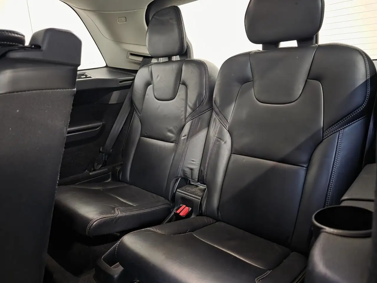Volvo XC90 - 11