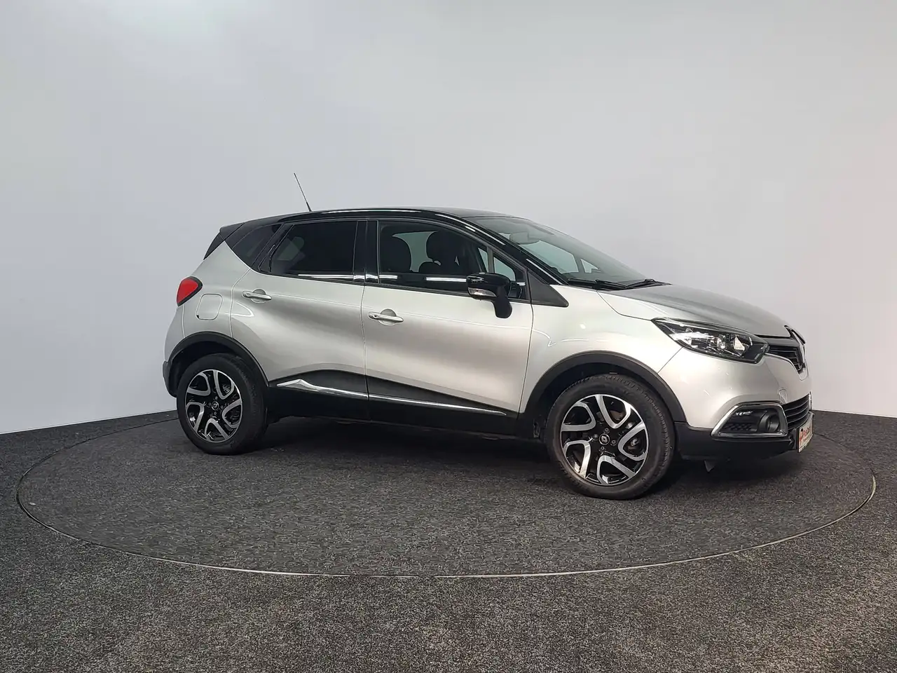 Renault Captur - 8