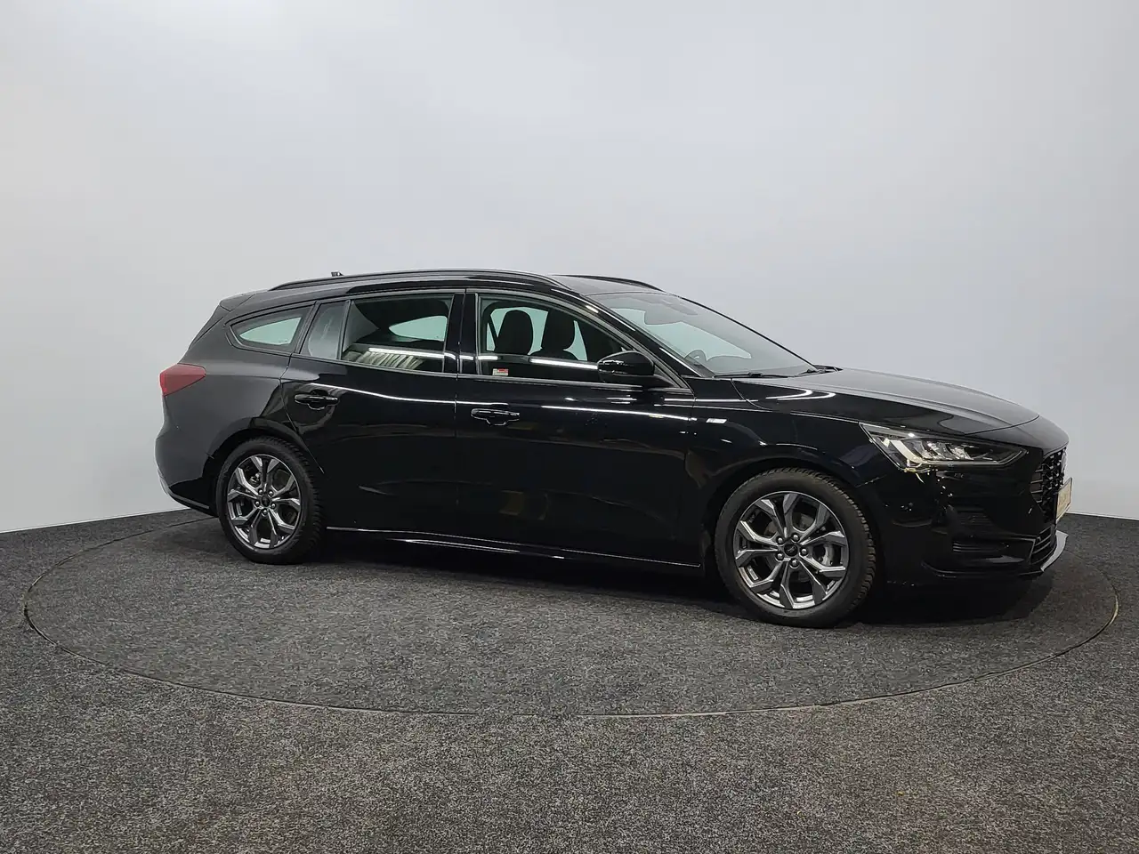 Ford Focus - 8