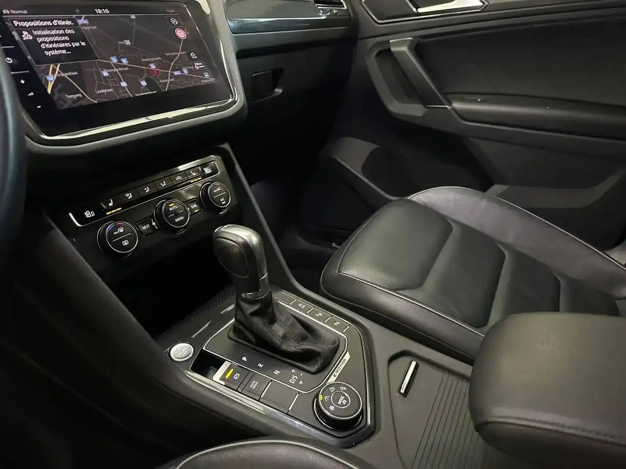 Volkswagen Tiguan - 17