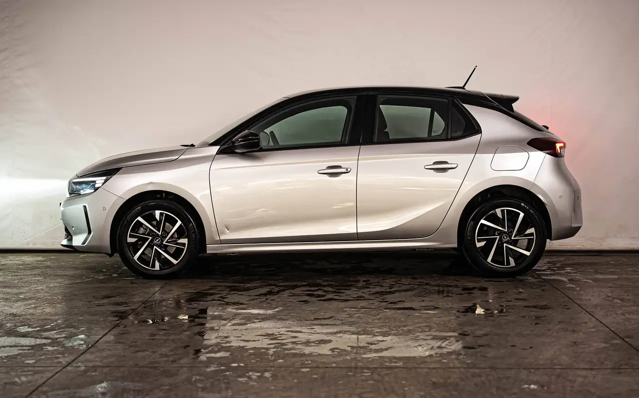 Opel Corsa - 2