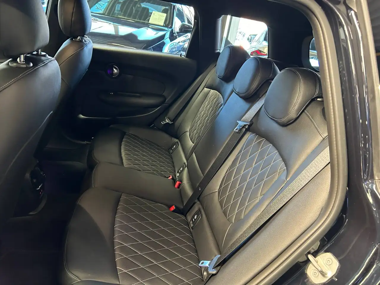 MINI One D Clubman - 8