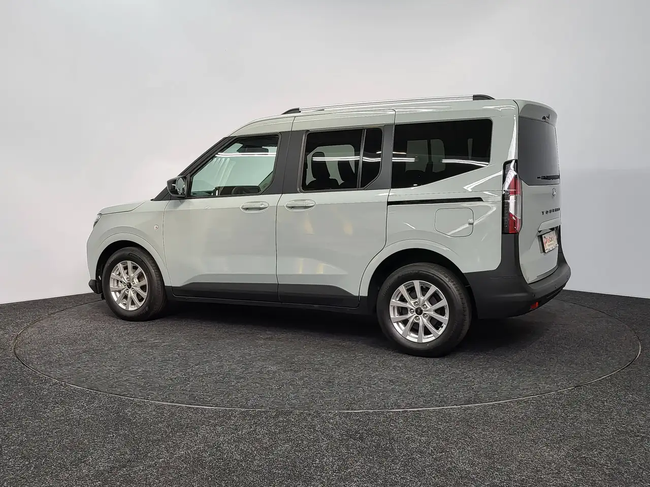 Ford Tourneo Courier - 4