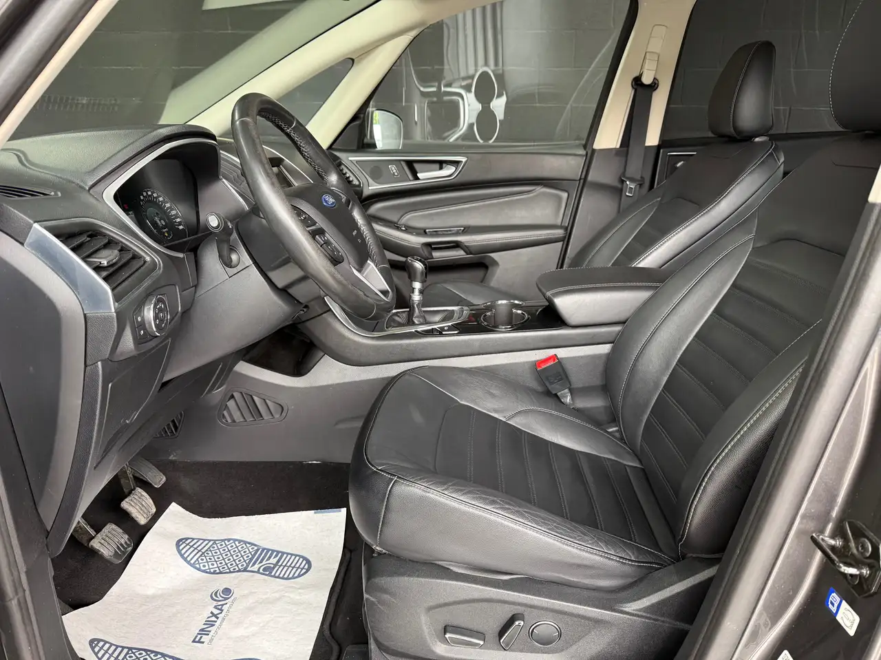 Ford Galaxy - 10