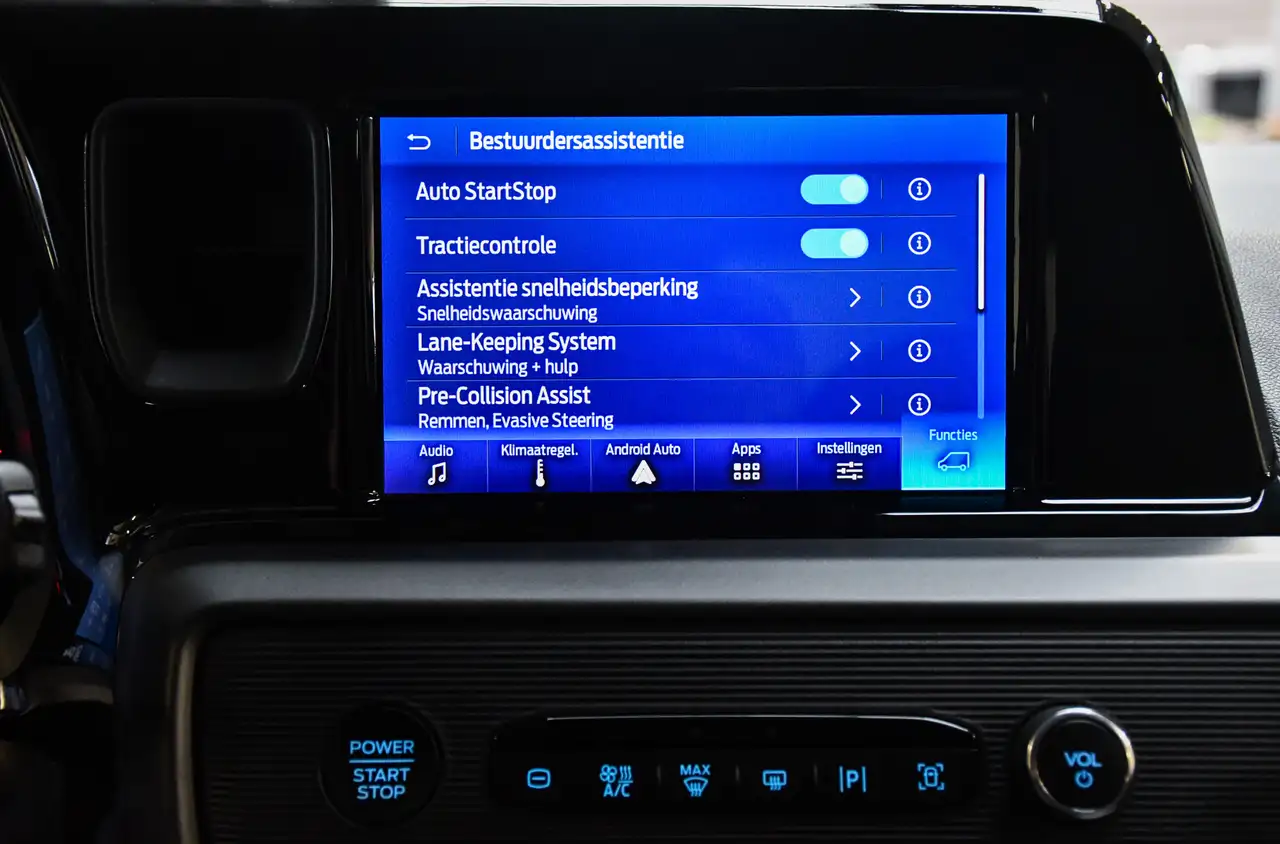 Ford Tourneo Courier - 12