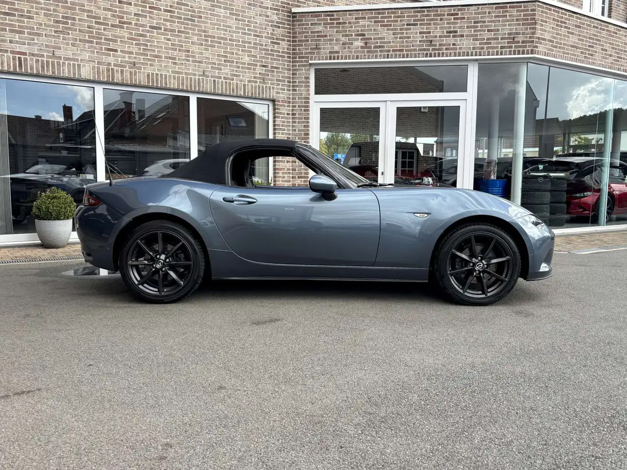 Mazda MX-5 - 9
